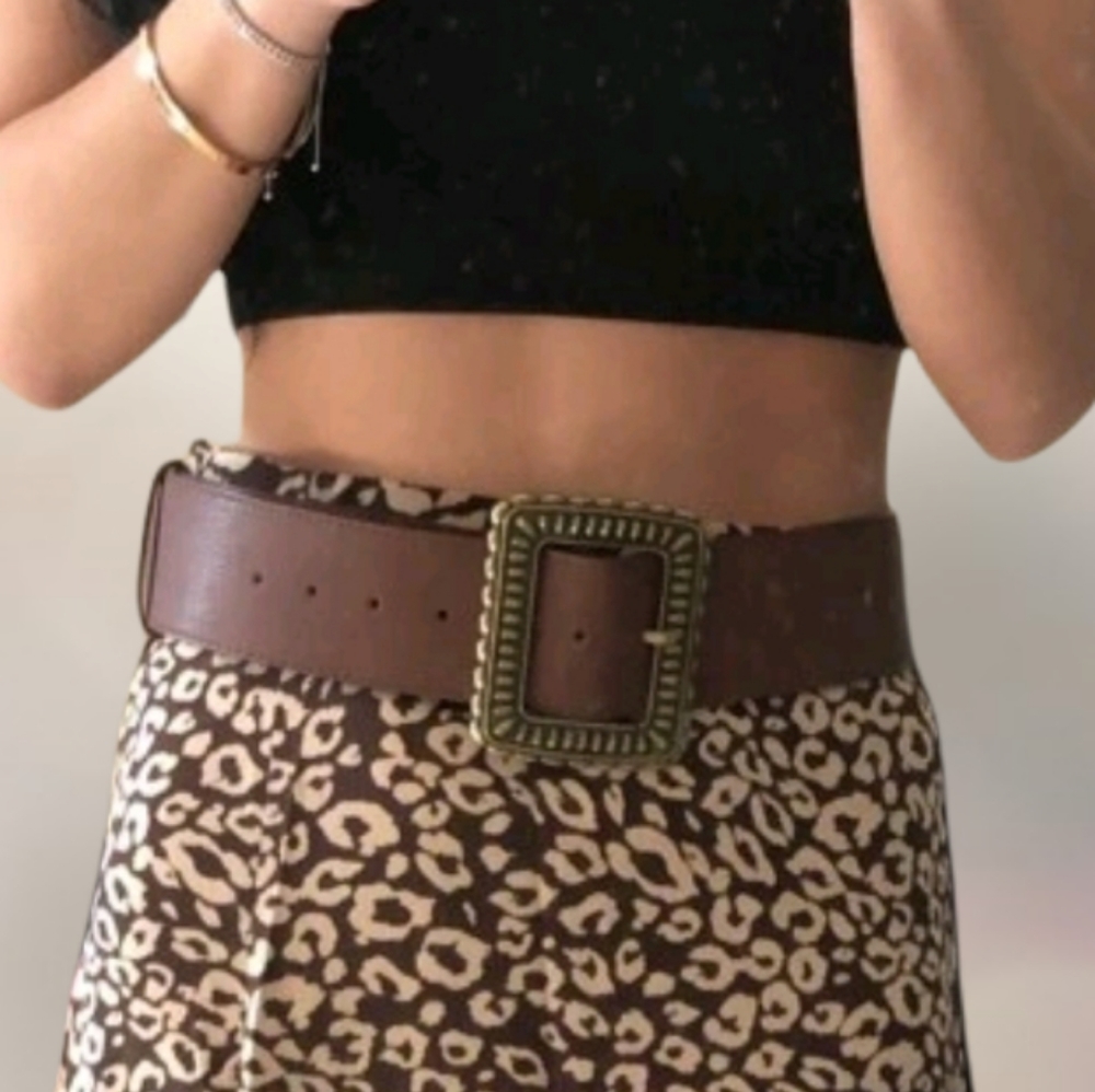 Women's wide brown vegan leather boho chic vintage big bronze buckle waist belt - Picture 14 of 17